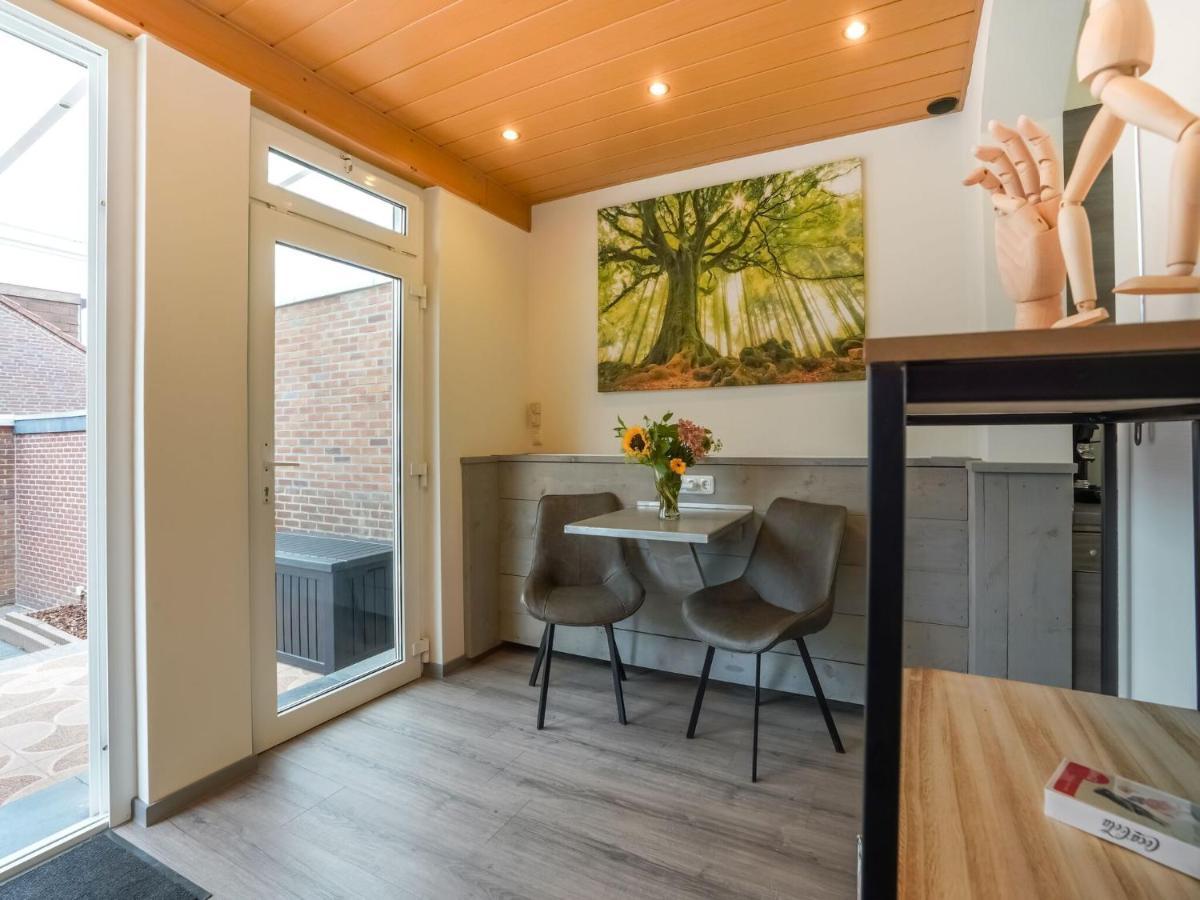 Terraced House In Kerkrade With A Garden 빌라 외부 사진