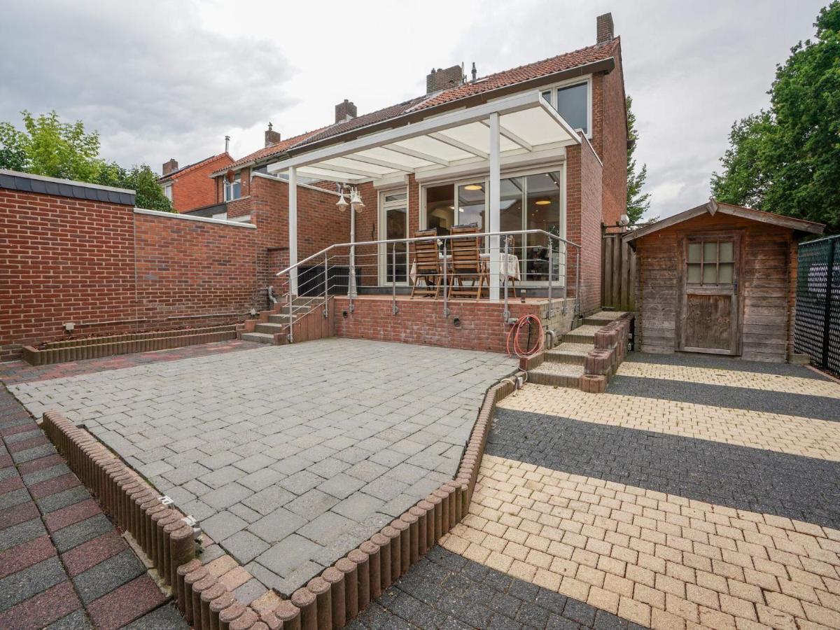 Terraced House In Kerkrade With A Garden 빌라 외부 사진
